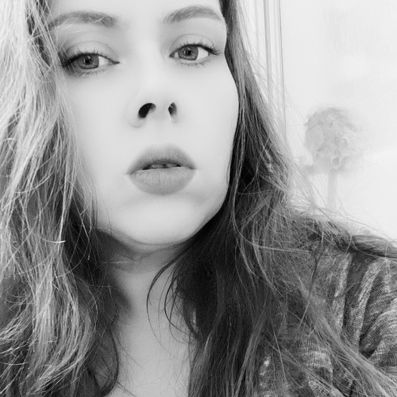 Meet Your Posher - Picture 12 of 12